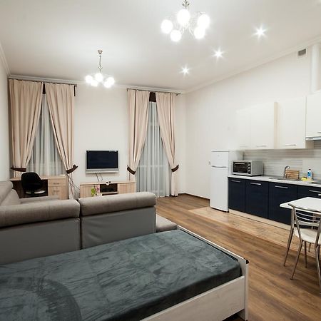 Wonderful Flat On City Center Uzjhorod Eksteriør bilde